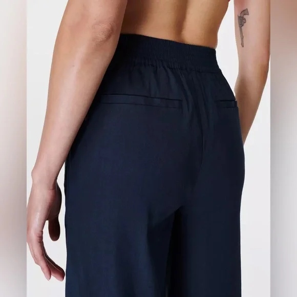Sweaty Betty
Linen Wide Leg Pants - Picture 5 of 10